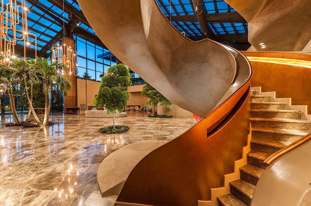Tasigo Eskisehir Exterior photo The staircase at the lobby